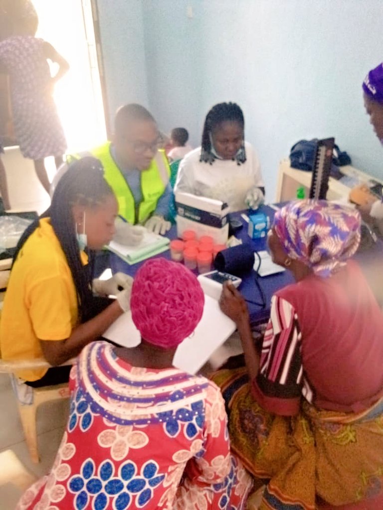 AgapeDevInt's tweet photo. Agape Development Initiative in collaboration with other stakeholders carry out tuberculosis screening at Alihagu communities in Ika South LGA of Delta state.

#AONN #tuberculosis
#AONNDelta
#UNICEF
@UNICEF @WHO https://t.co/tCw6gILsuN