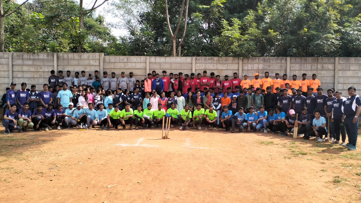 BalcCadd's tweet photo. #ವಿಶ್ವಮಾನವ ದಿನಾಚರಣೆ ಪ್ರಯುಕ್ತ #ಕುವೆಂಪು ಕ್ರಿಕೆಟ್ ಲೀಗ್.
ಸ್ಥಳ: ಈಸ್ಟ್ ವೆಸ್ಟ್ ಇಂಜಿನಿಯರಿಂಗ್ ಕಾಲೇಜು ಮೈದಾನ. 

#ಬಾಲ್ಕ್ #BALC #Kuvempu #VishwaManavaDina
https://t.co/lIV2nDHx1Z | https://t.co/nOQxtAf7sz
https://t.co/XK9xzUSGHd https://t.co/hS4O1rmhXr