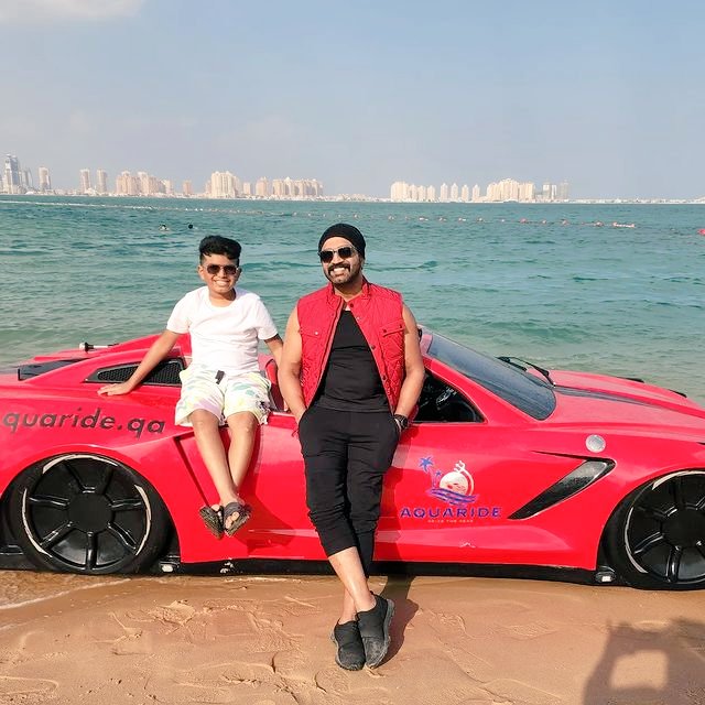 ArunVijayfansfc's tweet photo. #ArunVijay Anna With family Recent Pictures 😍

#AV #LuvAv 📍

@arunvijayno1 📌 https://t.co/GNHN8yIYO8