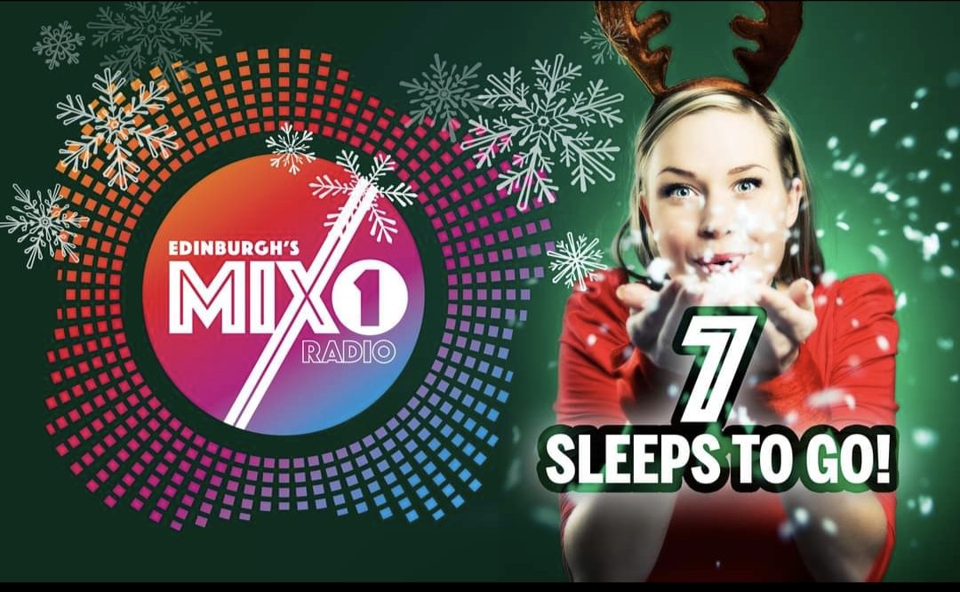 Catch me on @Mix1RadioEH3 tonight from 7 - 9 for The Sunday Social. Looking forward to it 🎧🎄

Mix1radio.co.uk
"Alexa, enable Mix 1 Radio Skill" 

Chat at 7 ❤️