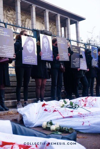 À l’occasion de la #JournéeInternationaleDesMigrants

Les militantes du <a href="/collnemesis/">Collectif Némésis</a> étaient devant le musée de l’immigration pour réclamer l’application des  OQTF et rendre hommage aux femmes victimes de l’immigration.