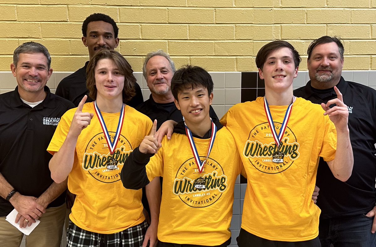 Colgan Wrestling had 3 Champions at the Pat Dulany on Saturday at Langley HS. Eli Kim and Ethan Bitonti took titles at 120 and 144 respectively. Zech Osburn pinned his way through the field to remain undefeated at 138.