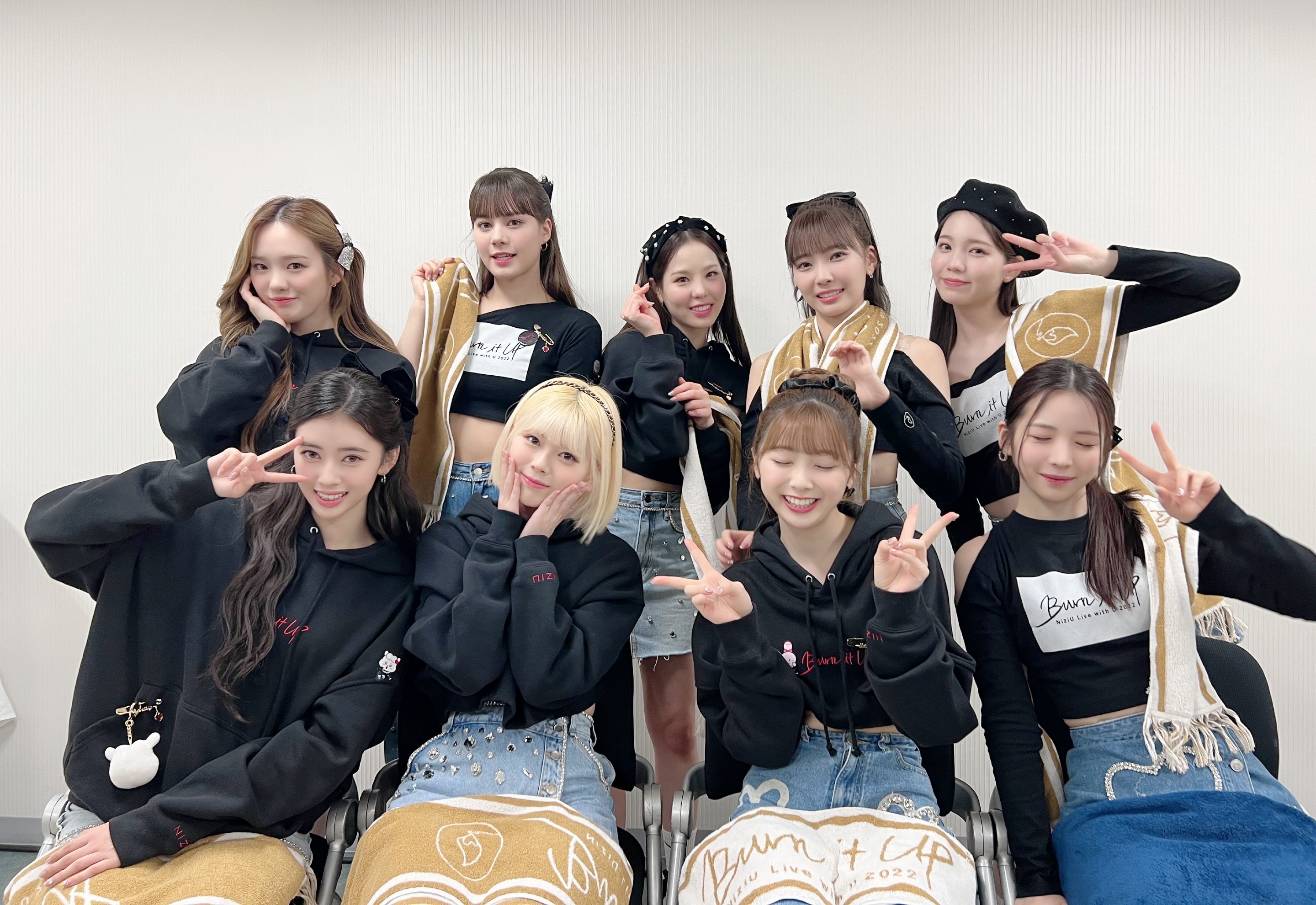 Niziu コンサートセット 写真＆セットリスト】NiziU『ASIA STAR ENTERTAINER AWARDS 2024