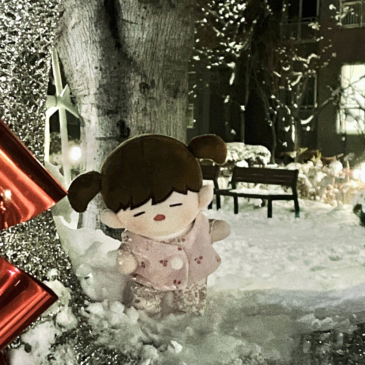 눈 구경하면서 뭉시미 괴롭히기❄️ 
그리구 사슴 위에서 끼 부리는 뭉띰쑤😉

#투배베 #뭉심이 #짼뭉이