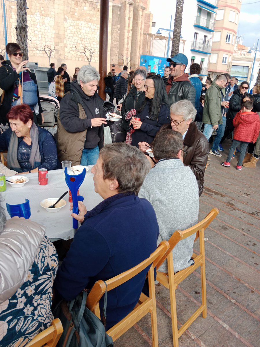 Continua la #SolidaritatTarragonina per <a href="/la_marato/">La Marató de 3Cat</a> contra les malalties cardiovasculars. Ara als fideus solidaris del #Serallo. Gràcies <a href="/AV_Serrallo/">Veïns del Serrallo</a> El meu cor batega amb valtros.
Ja heu fet el vostre donatiu?
Som-hi!!!
#OrgullTarragoní
