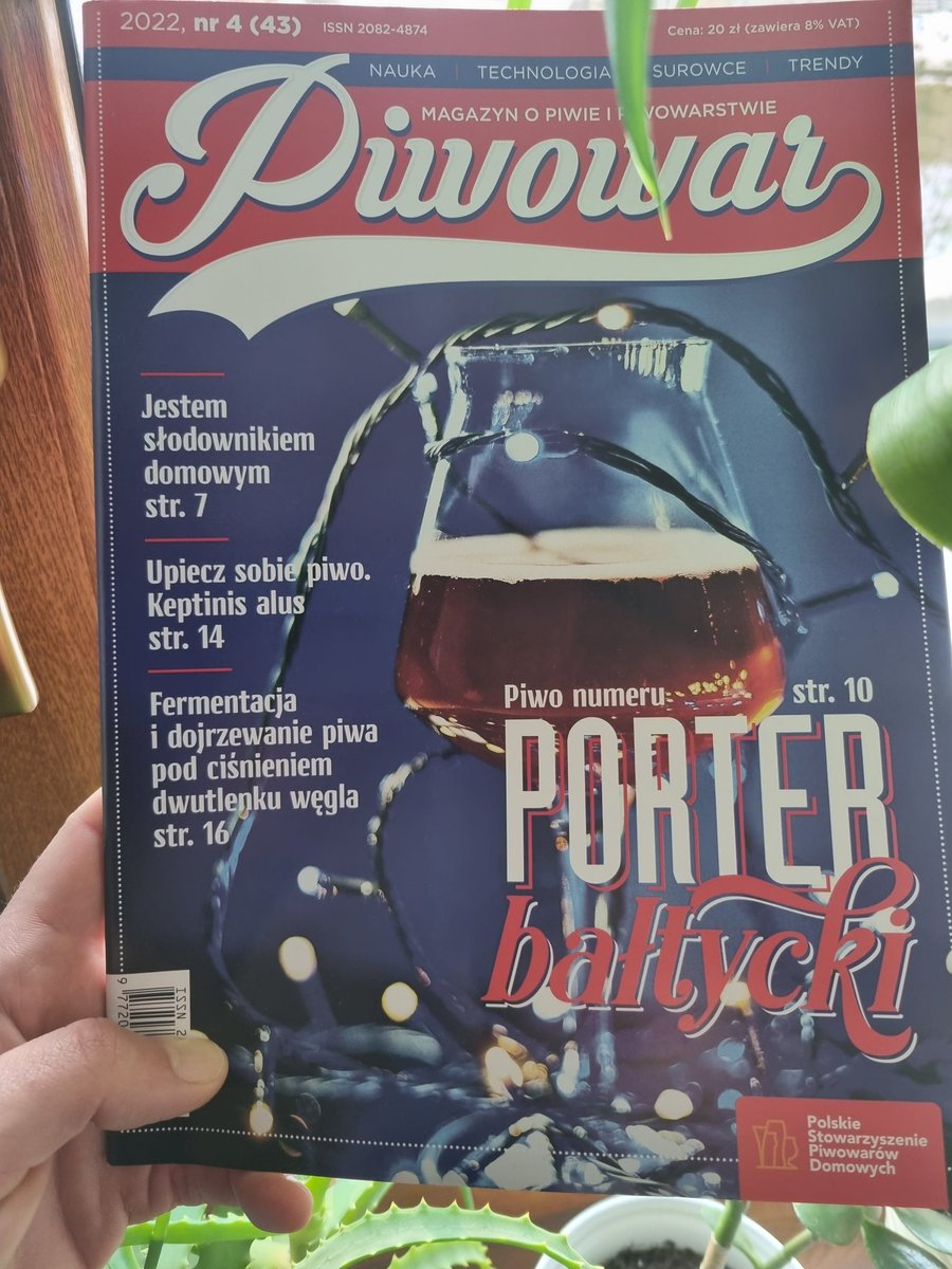 Jacek_Wodzislaw's tweet photo. W końcu znalazłem czas na lekturę najnowszego 43 numeru magazynu #Piwowar #PSPD 
Objetość 48 stron, w tym szerszy opis piwnego stylu numeru, czyli Porter bałtycki, który będzie moją następną warką, bo drożdże S-189 już kończą fermemtować Pilsa 12°blg 🍺🍻 https://t.co/101ShSCsFB