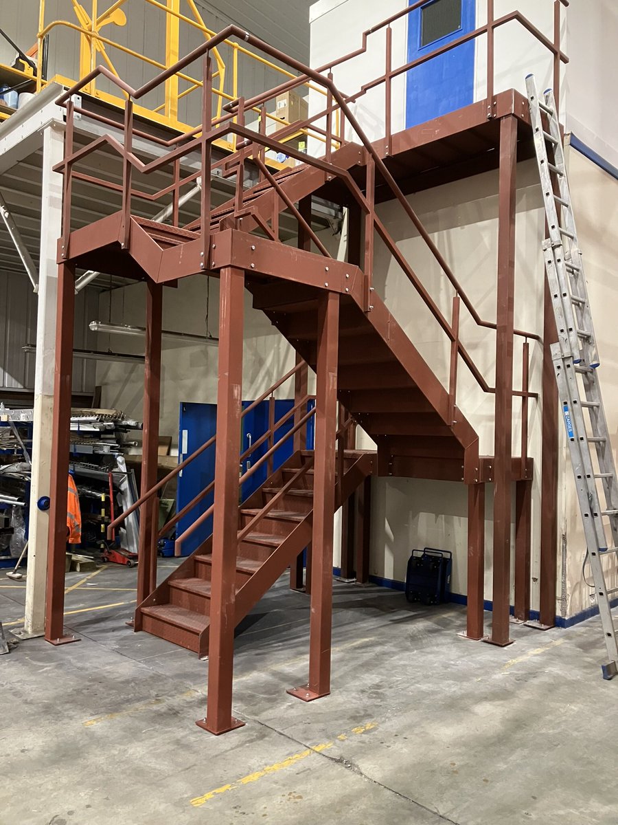 ableservicesdes's tweet photo. Just about managed to squeeze this staircase into a very tight space in #Pontefract the end customer is delighted! @mancmade #MancMade @AndyMurphy123 @JetMetalLtd #hallandpickles @sewefficientltd .Got an external one to do there next, don’t fancy the weather! https://t.co/Aqz3ZtCSPZ