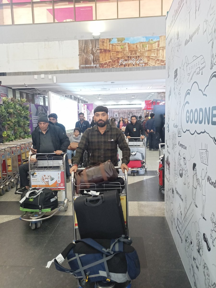 IAmNishit90's tweet photo. Today's’takeoff at Delhi Airport! And landing at Ahmedabad Airport Absolute clear skies. #FlightVideos #Perfecttakeoff #perfectLanding
Thank you @IndiGo6E for the amazing experience.
@narendramodi @JM_Scindia https://t.co/antmJjb5Uj