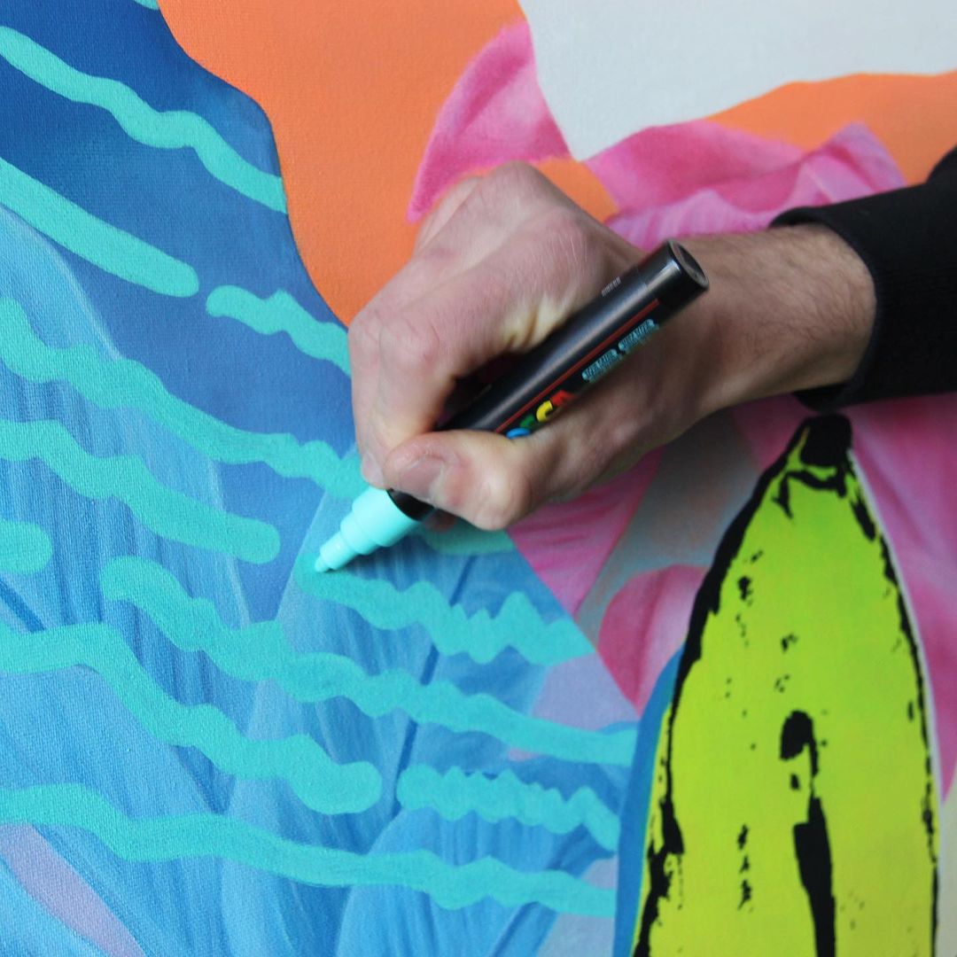 We love seeing our POSCA pens in action! The creative @ivan.garde putting the marker to good use for eye-catching abstract art 🙌 #PenArt #Doodles #POSCA #POSCAart #POSCAPens #POSCAmural #Mural #Doodling #Sketching #Drawing #Illustration