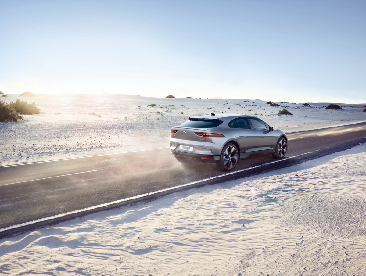 The cold weather is here, but that doesn’t mean your Jaguar experience should be compromised. Get road-ready ahead of the festivities and book your Winter Health Check today: ow.ly/cetp50LZpMw
