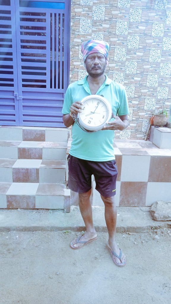 nac_bhanjanagar's tweet photo. Handing over E-Waste and DHW to our morning D2D vehicle on every Saturday without dumping it is highly appreciated.
#SS2023.
#ULBCODE - 801865
@MoHUA_India @SwachhBharatGov @swachhbharat @sbmodisha @SwachSurvekshan @HUDDeptOdisha
 @Ganjam_Admin
@DUDA_Ganjam https://t.co/hihjMSiU8K