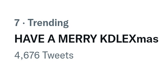 archoivz_'s tweet photo. Let's go sweethearts and solids!

HAVE A MERRY KDLEXmas https://t.co/ksWBOuQTGB