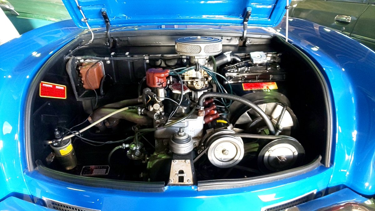 TFerrariide101's tweet photo. エンジン不動で入庫したアバルト。キャブレターが詰まっているようですので、分解清掃してみました。しばらく動いていなかったようですね。調子良くなると良いのですが。#アバルト  #エンジン不動 #キャブレター清掃 #エンジン調整 https://t.co/yejT6pMVff