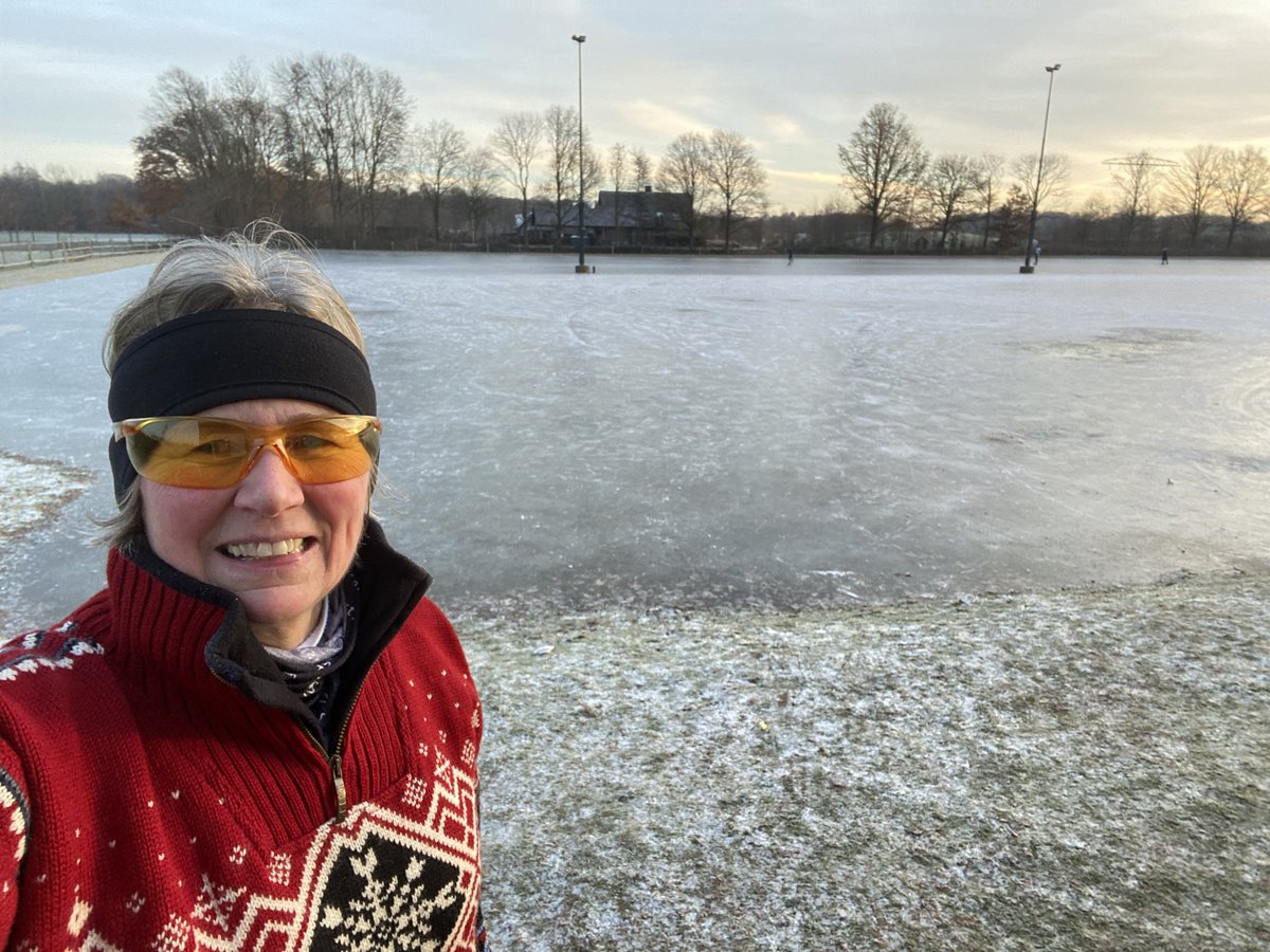 Veilig schaatsen op de ijsbaan in Herfte 🤗 <a href="/ijsbaanhwz/">IJsbaan HWZ</a>