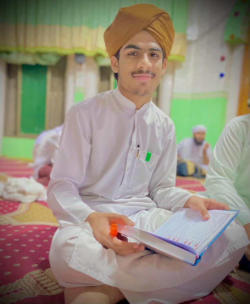 abdullah_Az_26's tweet photo. ✨💙💚 https://t.co/pfiRN1S2pg
