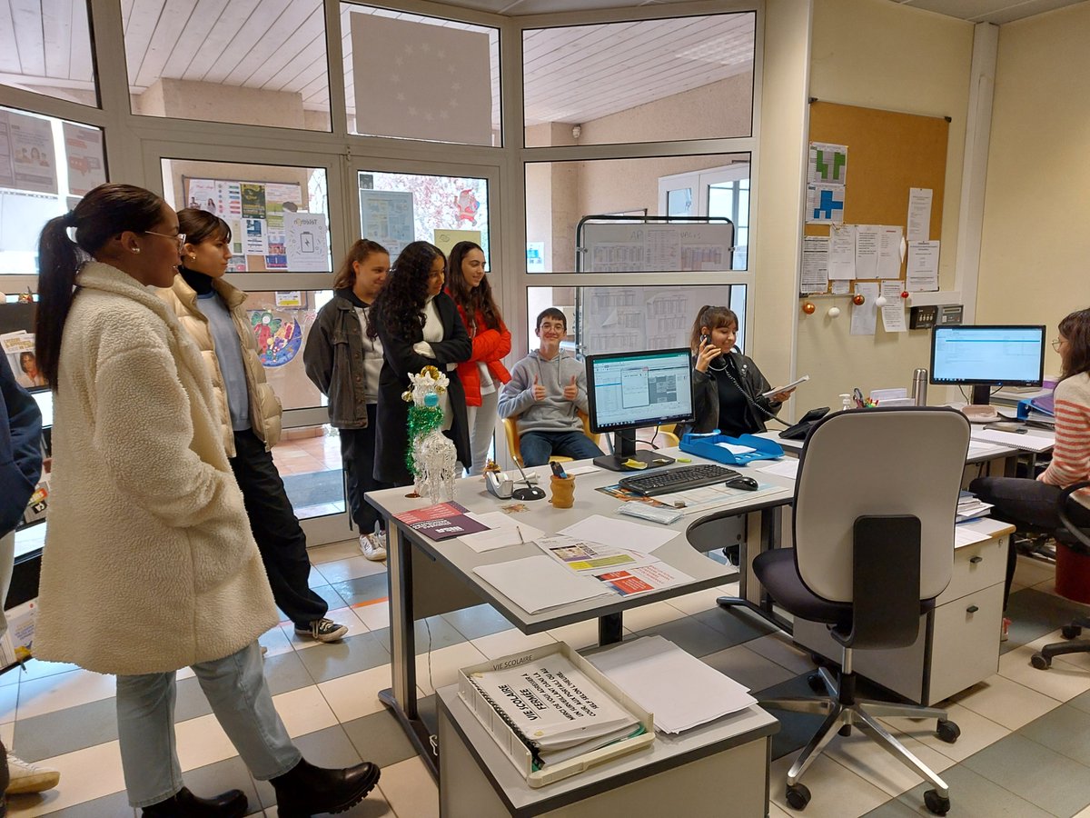 Lycée Bossuet tweet media