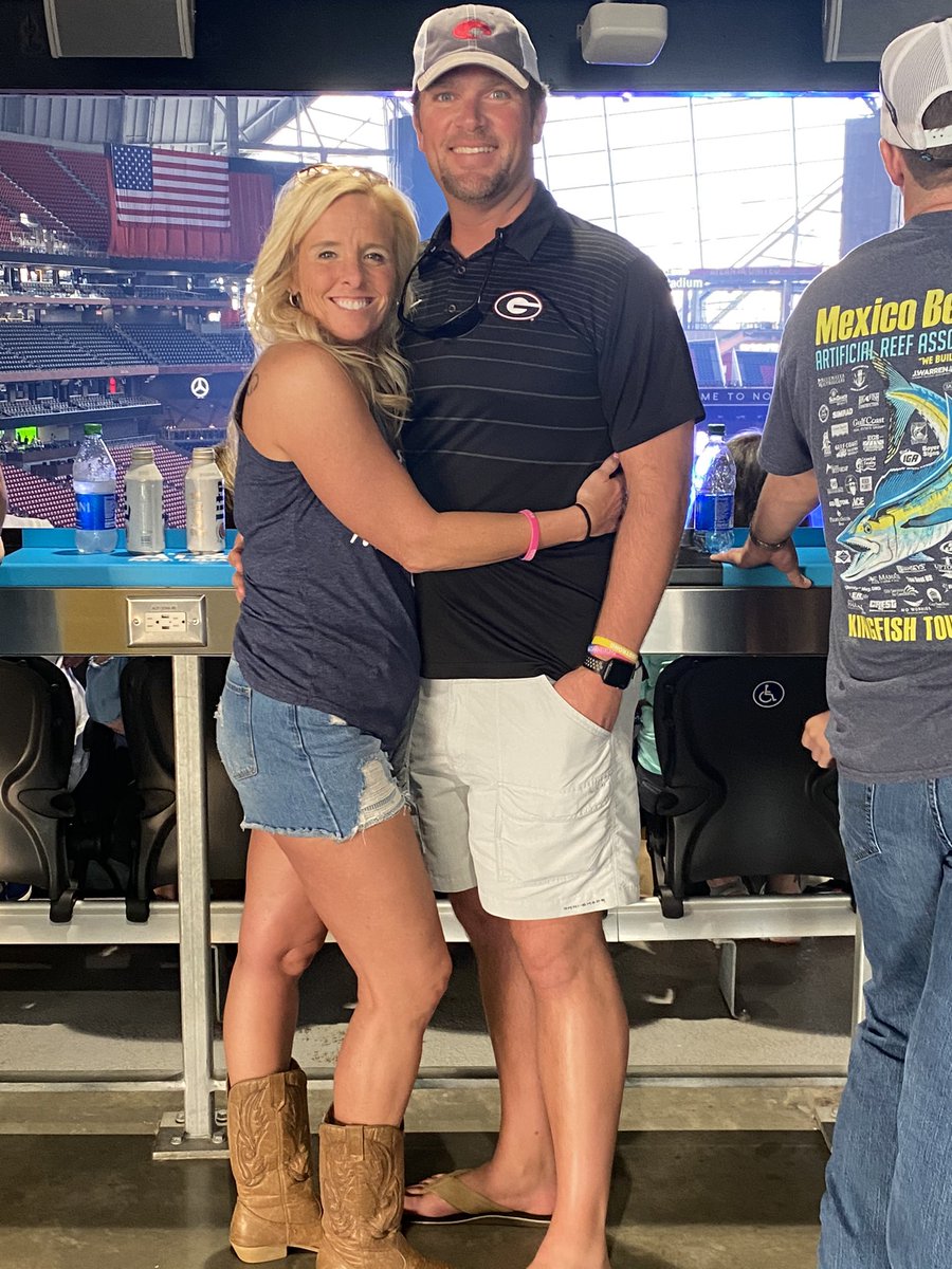 April Adkins tweet media