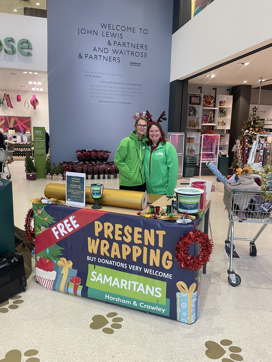 We are in the Atrium today outside <a href="/JohnLewisRetail/">John Lewis & Partners</a>  in Horsham. If you are here doing your Christmas shopping come and see us and get your presents wrapped for a small donation  Or come and see us for a chat 💚🎁 <a href="/samaritans/">Samaritans</a> #Christmas #helpinghand