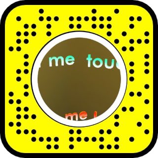 Kaberikram's tweet photo. Made this for funsies , simple physics + hand tracking #lenstudio https://t.co/mVPUq2A3Nw
