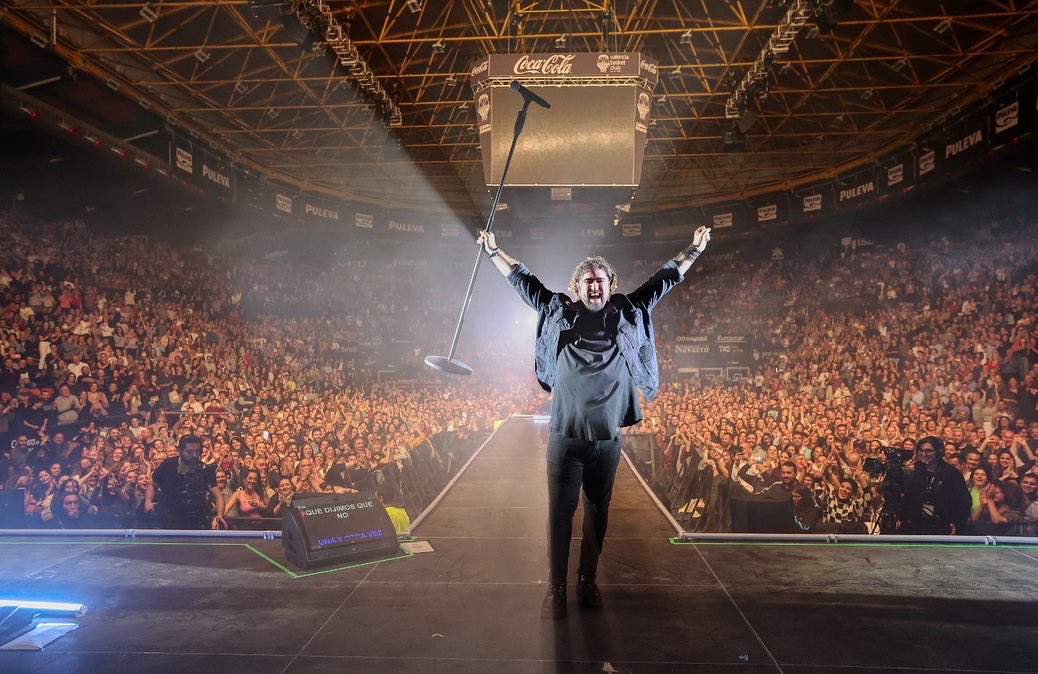 No sé ni por dónde empezar…el final de #aviónica marca el principio de todo lo demás. Gracias por hacerlo posible. A todos y cada uno de los que habéis comprado una entrada, no sin esfuerzo lo sé, gracias por hacerlo posible. ❤️