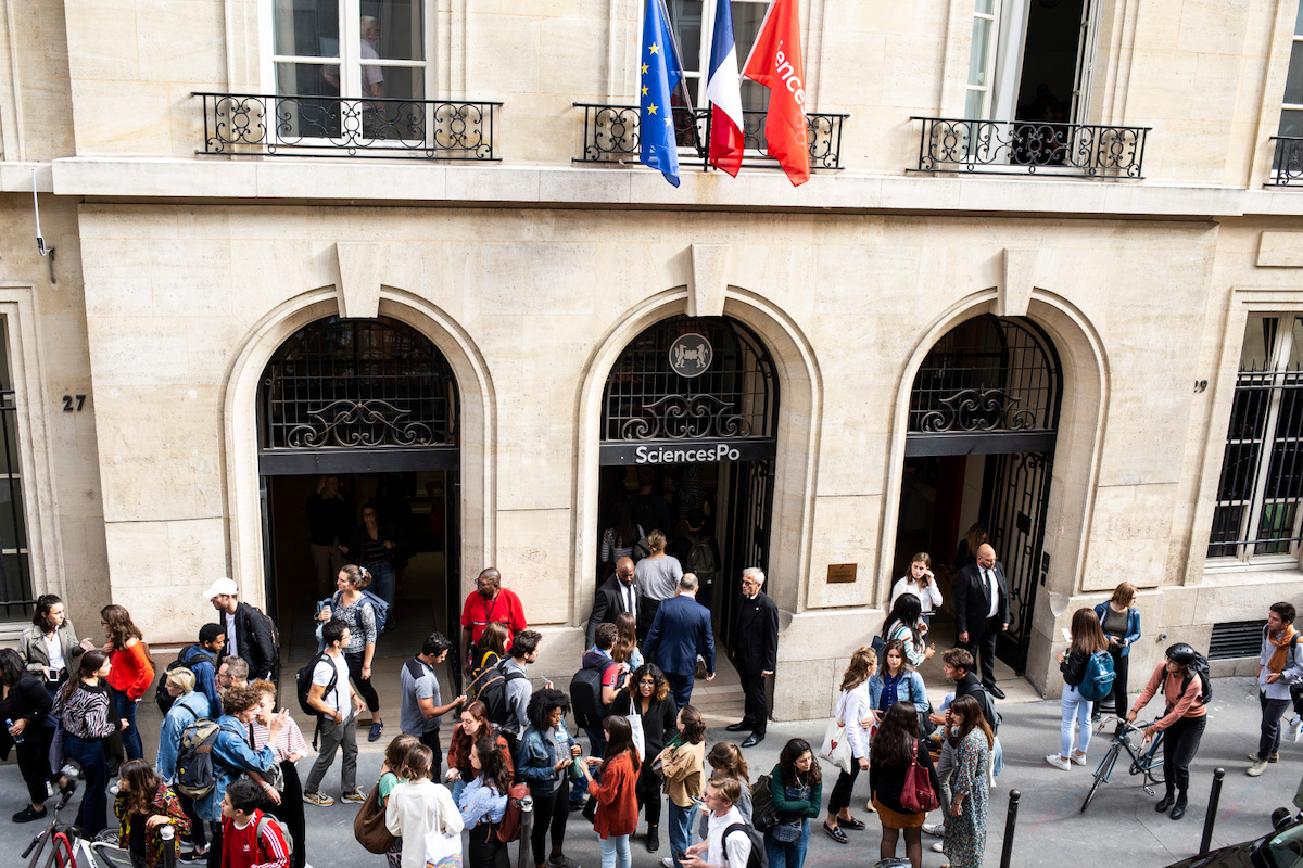 🔎 Sciences Po is calling for outstanding applications for visiting faculty from around the world. In the 2023-2024 academic year, we will open two visiting faculty positions in the social sciences or humanities, for up to a semester-long each ➡️ fal.cn/3uweH