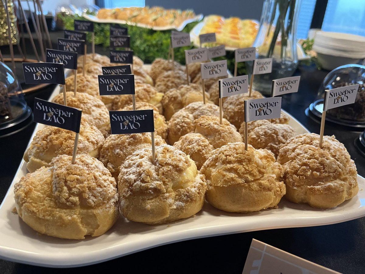 <a href="/sweeperdao/">SweeperDAO</a> gathering in Taipei. Dope!