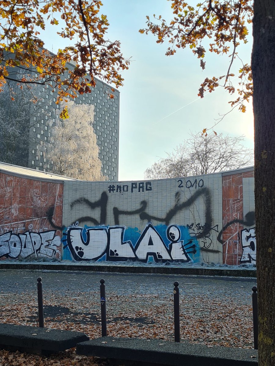 Fuchsbau_22's tweet image. #Ulai #GießenZuFuß #SprayPaint #AlteUB #StreetPhotography Fotos by #R #Dez22