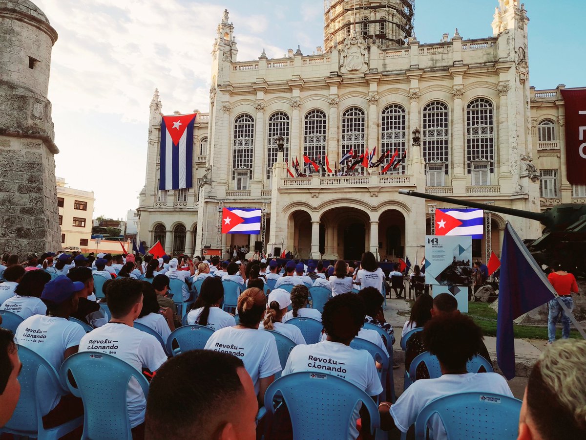 AbranSanchez17's tweet photo. Ya la #FEU de Cuba está en su #10Mo Congreso desde el lugar donde se dieran gritos de libertad.
#FEUdeCuba @DrRobertoMOjeda @DeivyPrezMartn1 @aylinalvarezG @lisaracorona1 @MeyvisEstevezE https://t.co/pRg8TDJxZd