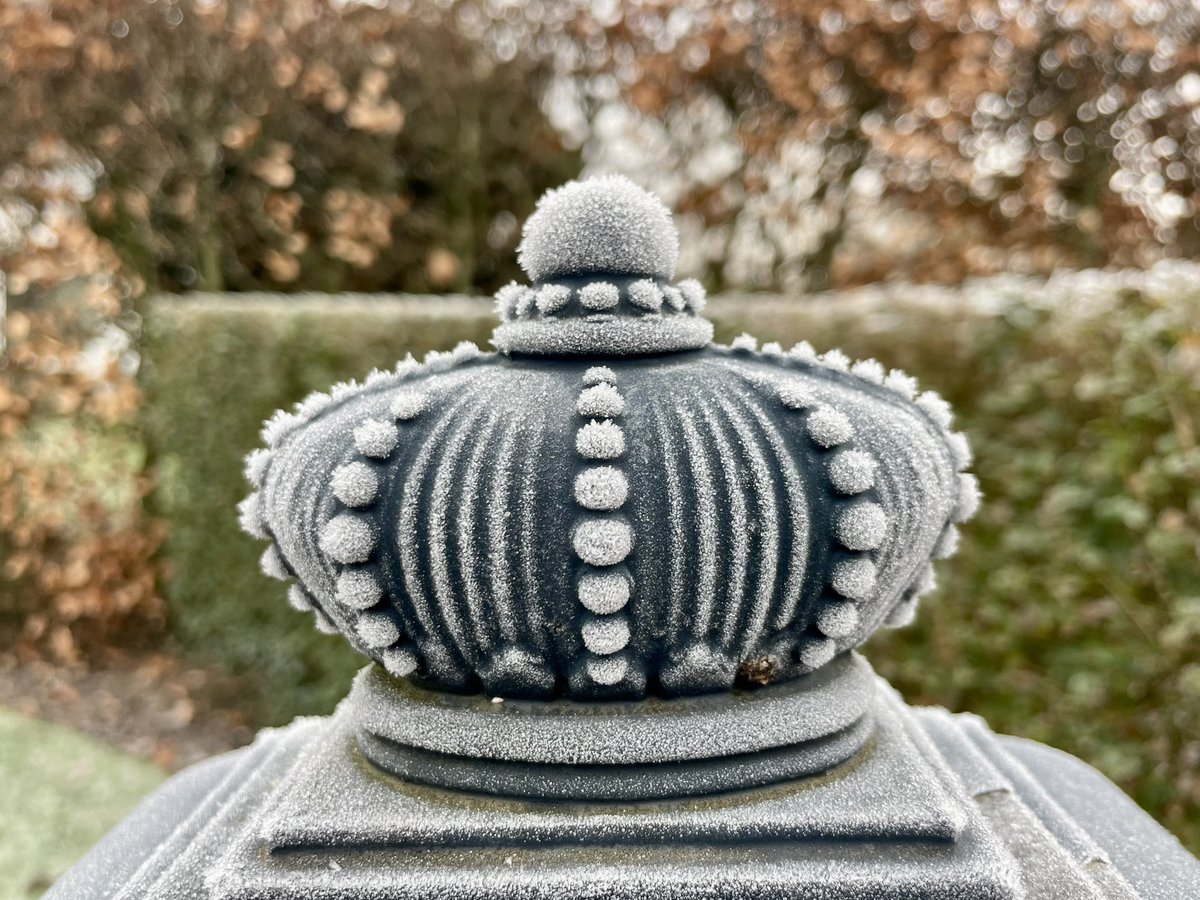 helgavanleur's tweet photo. Koning Winter glijdt vandaag ons land uit na een dikke week plezier én ongemakken...
Credits 📷 @erica_v_leeuwen https://t.co/9BSg5Tnmcl