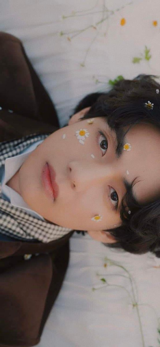 victoryzin95's tweet photo. I VOTE #KIMTAEHYUNG for Asian Celebrity of the Year #ACOTY2022 #NETIZENSREPORT  @thenreport #ACOTY2022KIMTAEHYUNG https://t.co/gfijrIeYTW