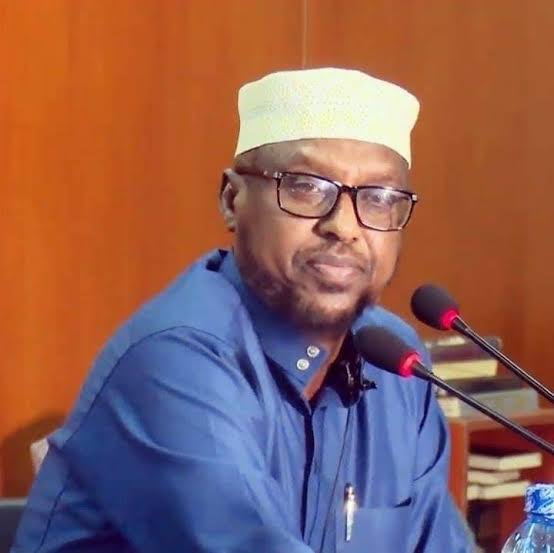 MMF_daqarefo's tweet photo. Scholars are backbones of any society, Somali community is blessed with many brave & passionate religious scholars.
#sheikhumul & #sheikhmustafa are our diamonds, History will remember them as great Islamic scholars & Sages. May ALLAH give them long life let's celebrate them. https://t.co/hMTGcbNNsl