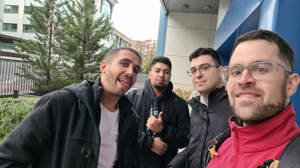 Gamergy 2022! Muchas gracias por apuntaros a estas locuras y sobre todo, el querer conocerme al igual que conoceros entre vosotros. Gracias por formar parte de mi comunidad, os debo muchísimo 🥰. Hasta el próximo stream 😉 <a href="/pedro97_ab/">Pedro García</a> <a href="/lls0910/">lls0910</a> <a href="/TheMisco/">TheRealMisco</a> #Gamergy #FallGuys