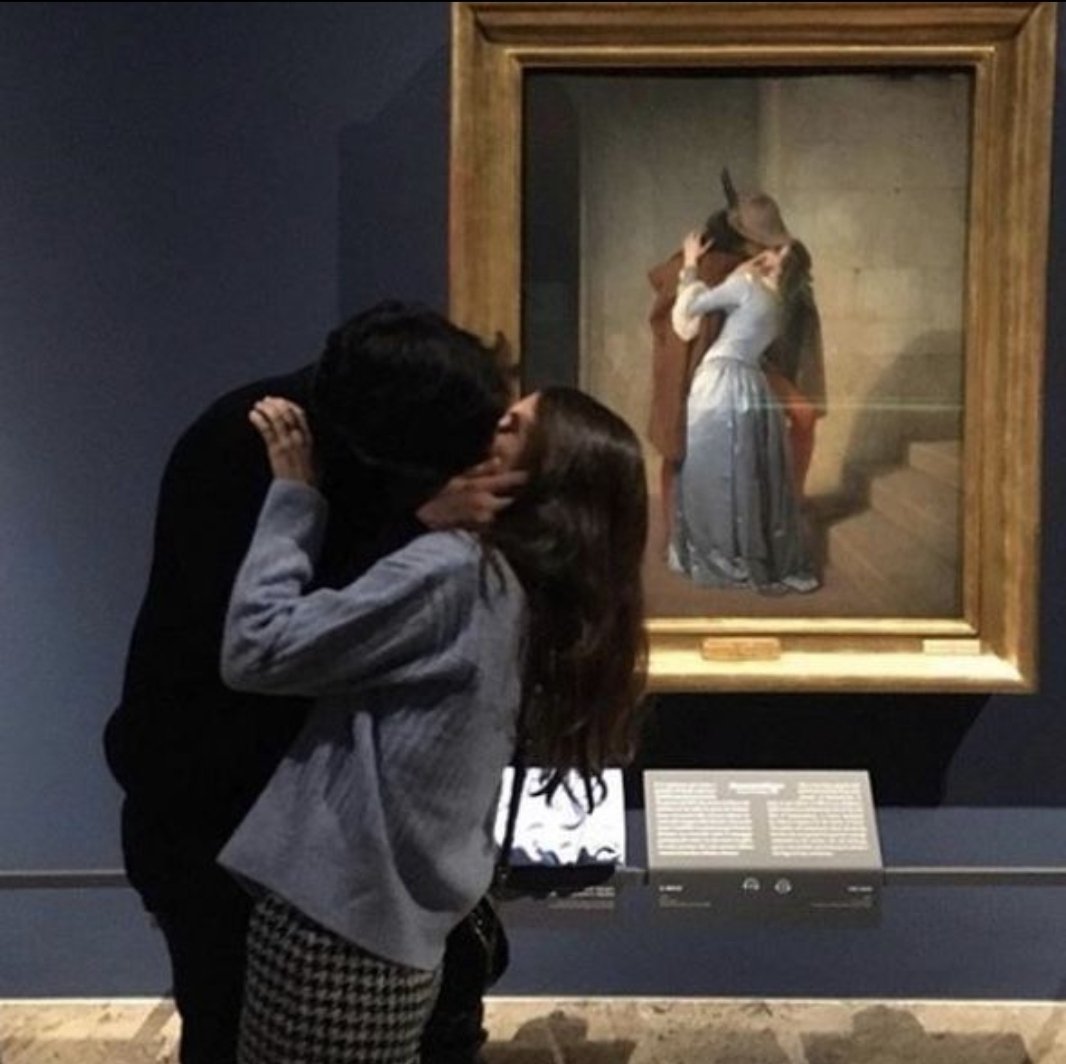 Abril_Grey_'s tweet photo. 365 días junto al novio más precioso y atento de este mundo. gracias por ser tú y acompañarme en mi vida, te amo como a nadie, estrellita❤️‍🩹 https://t.co/6c92MOq2Wm
