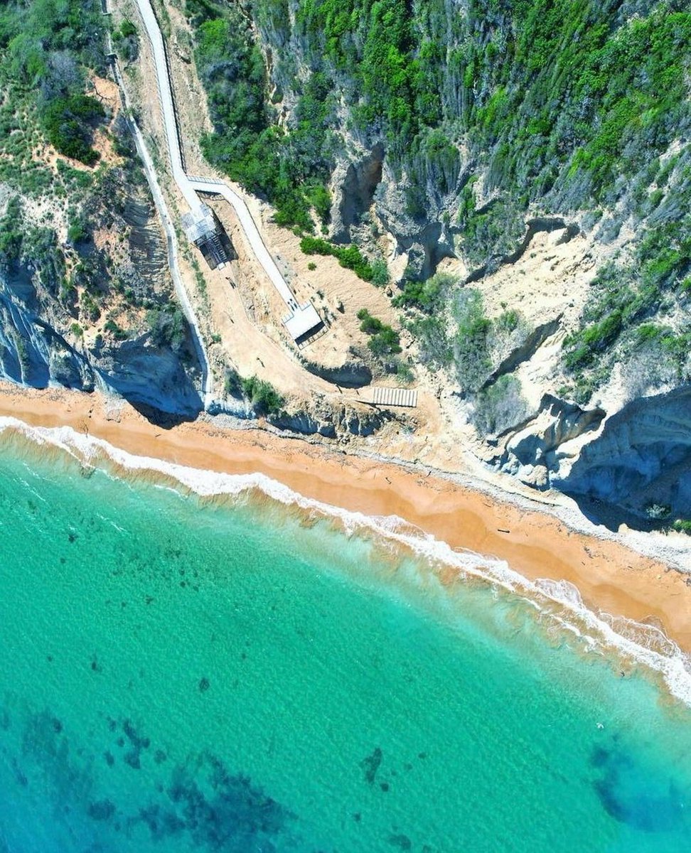 La playa del Morro, icono de la Línea Noroeste, desde la perspectiva de José Gervacio
📍 Monte Cristi
#RinconcitosRD
#RDporloalto🇩🇴
📸 José Gervacio 
<a href="/Yoshiracastro3/">Yoshira castro</a>