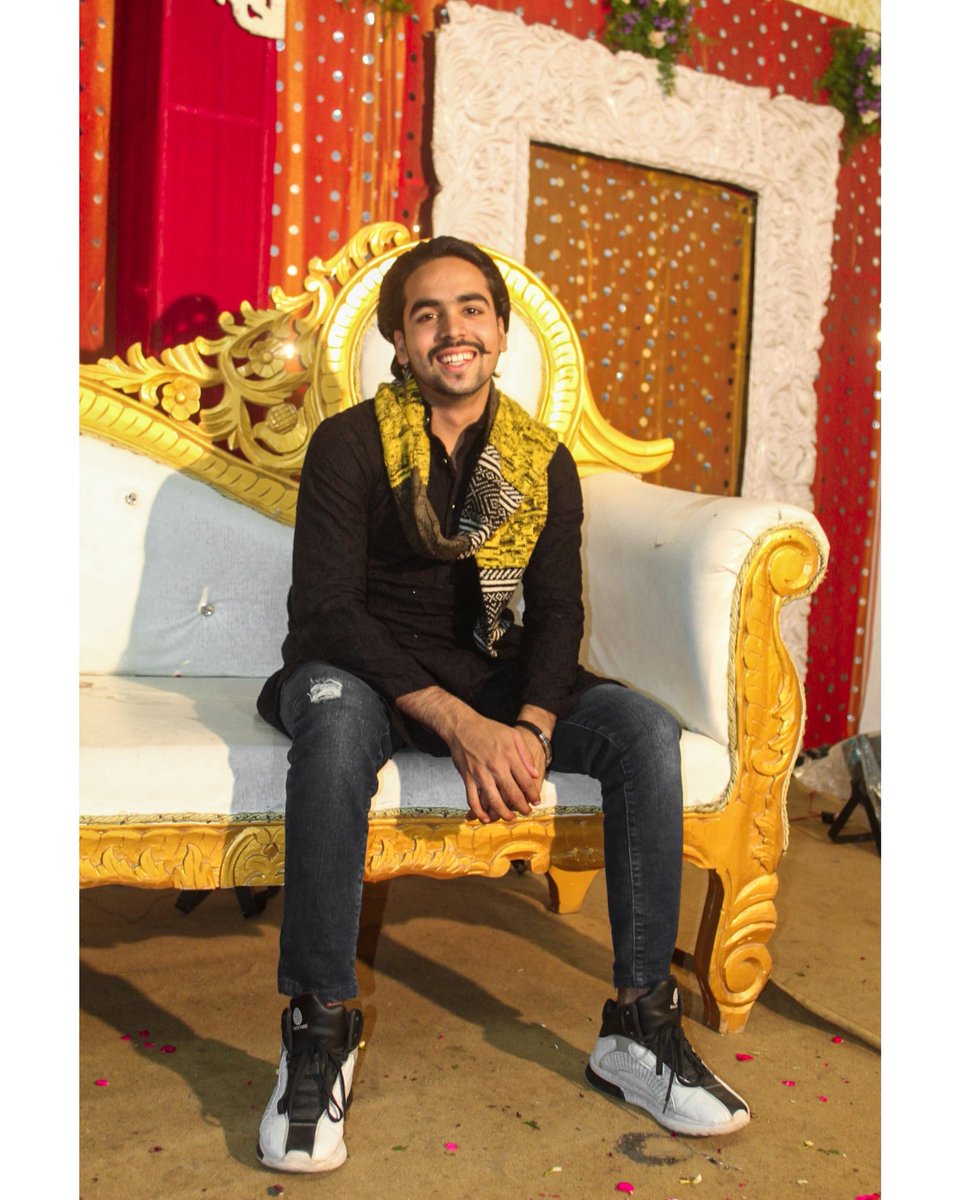 faizesthetic's tweet photo. Do not confuse my personality and my attitude. My personality is who I am. But my attitude. The depends on YOU...! 😎🔥
#faizesthetic #teamfaiz #fashionmodel #fashionblogger #photooftheday #newpost https://t.co/6br5KPNpEM