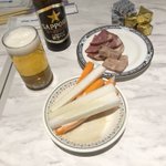 ツイートに含まれる画像