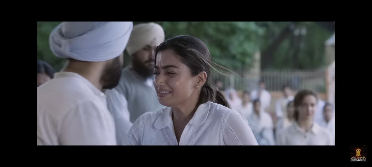 rishudc119's tweet photo. The fear of losing parents scares the shit out of me and watching the Goodbye movie away from home just wrench your emotions so bad it makes you cathartic. Can't stand how an old man has to live without his partner all alone for the rest of his life. #GoodbyeOnNetflix #goodbye https://t.co/Wr12MbEzR1