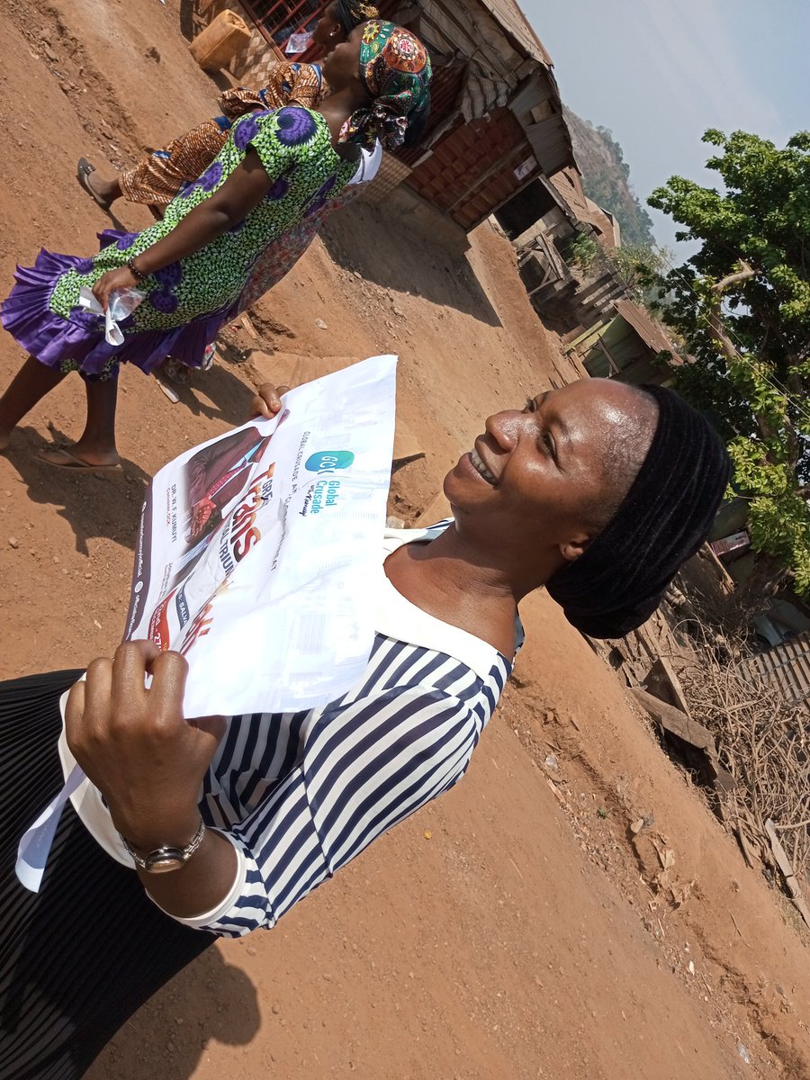 LaGloriaCrowned's tweet photo. Excerpt from our youth walk today!
We are ready!💯
@TobiAjayi20
@david_oguntuase
#kumuyi_liveinEkiti #GlobalCrusadewithKumuyiEkiti2022
#GCK_TransformationForTotalTriumph. https://t.co/ShhR1xMTkx