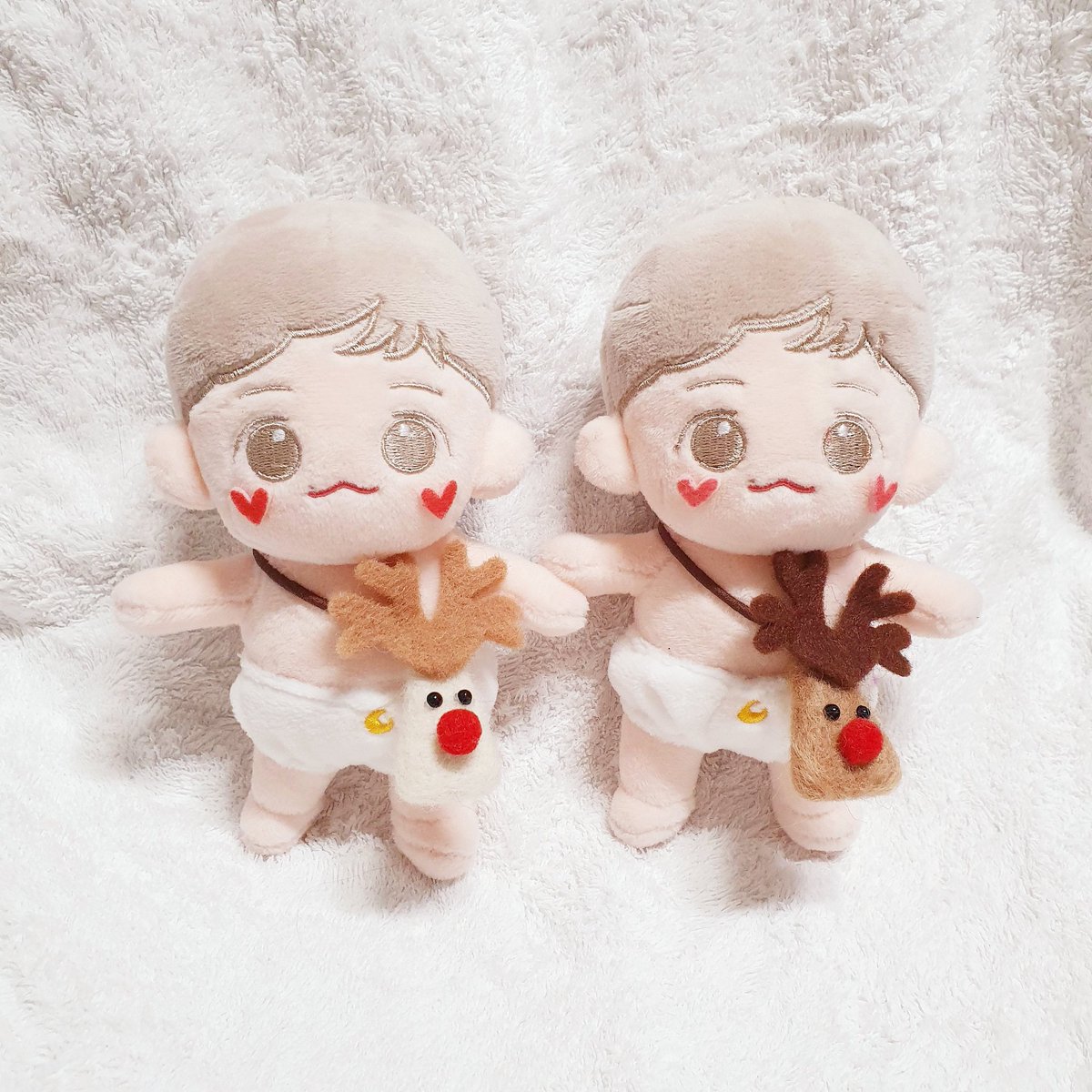 #RT 추첨을 통해 2분께 토깽이백팩을 드려용(._.) ƪ(‘-‘ ƪ)(ʃ ‘-‘)ʃ 

🎄 크리스마스 상품들 위주입니다!
🎄 주문기간: 이번주 화요일까지!
🎄 폼: naver.me/FrlAHUkL
🎄 배송기간:이번주 안으로!
  
- 문의사항은 언제나 디엠주세용!