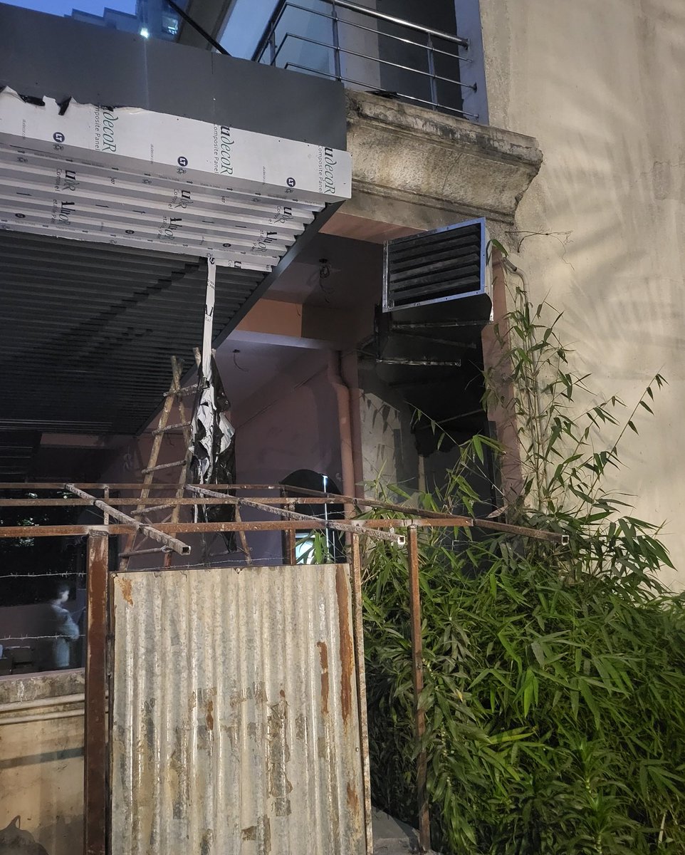 75Issues's tweet image. @noida_authority  Second Society Shop built near ExitGate of ApexAthena Sector75 a Nghtmare for Residents once RESTAURANT starts operating on 23/12/22
@CeoNoida is this not misuse of Society Shops?
Grown up Ficus Trees Uprooted Without Pemission @UpforestUp
#MISUSE SOCIETY SHOPS