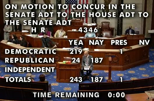 VPStakes101's tweet photo. BUT 89% of House Republicans voted against The CHIPS and Science Act. HR4346

House Republicans are not committed to America or the Constitution. They're only committed to only one person  - Donald F. Trump, who will probably be indicted b4 20-24. https://t.co/TneE5tM74K
