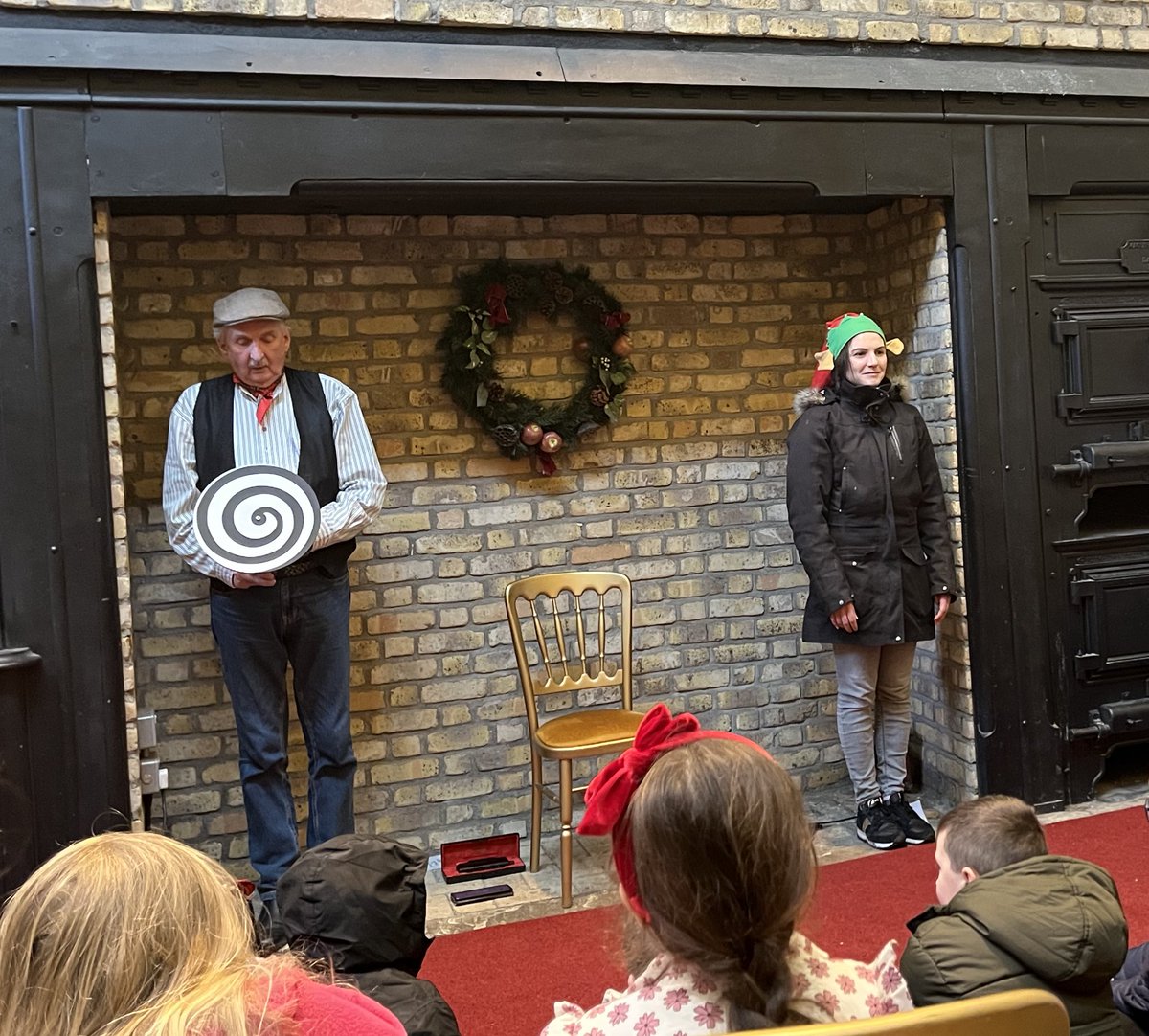 We’re enjoying the twinkling lights ✨ of  @opwfarmleigh Christmas Market today. Call over for good food, great atmosphere &amp; shows for the kiddos ✨🎄✨❤️
#Christmas