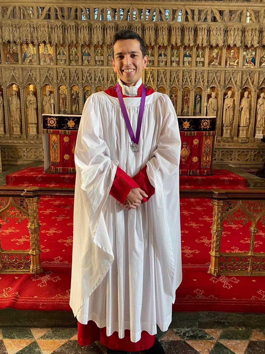 Congratulations to Charlotte, Kinga and Bella who were upgraded to full chorister today. Jess, Lucy, Abi, Lily, Ceci and Faith passed their Gold Award Chorister exam 🎉
Also well done to James P and Meri who passed the Silver Award 👏 #choir