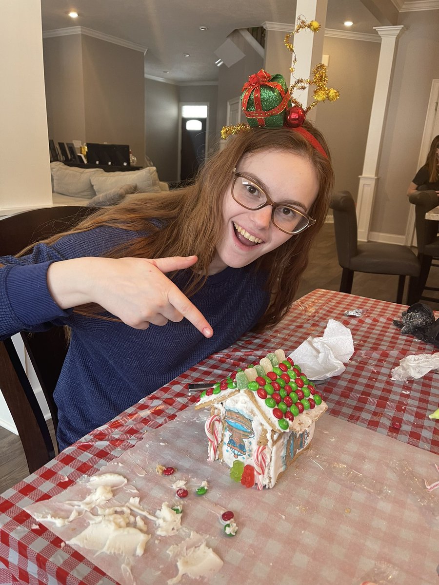 Ares5933's tweet photo. #GingerbreadPopTartEntry https://t.co/H4lJTeya16