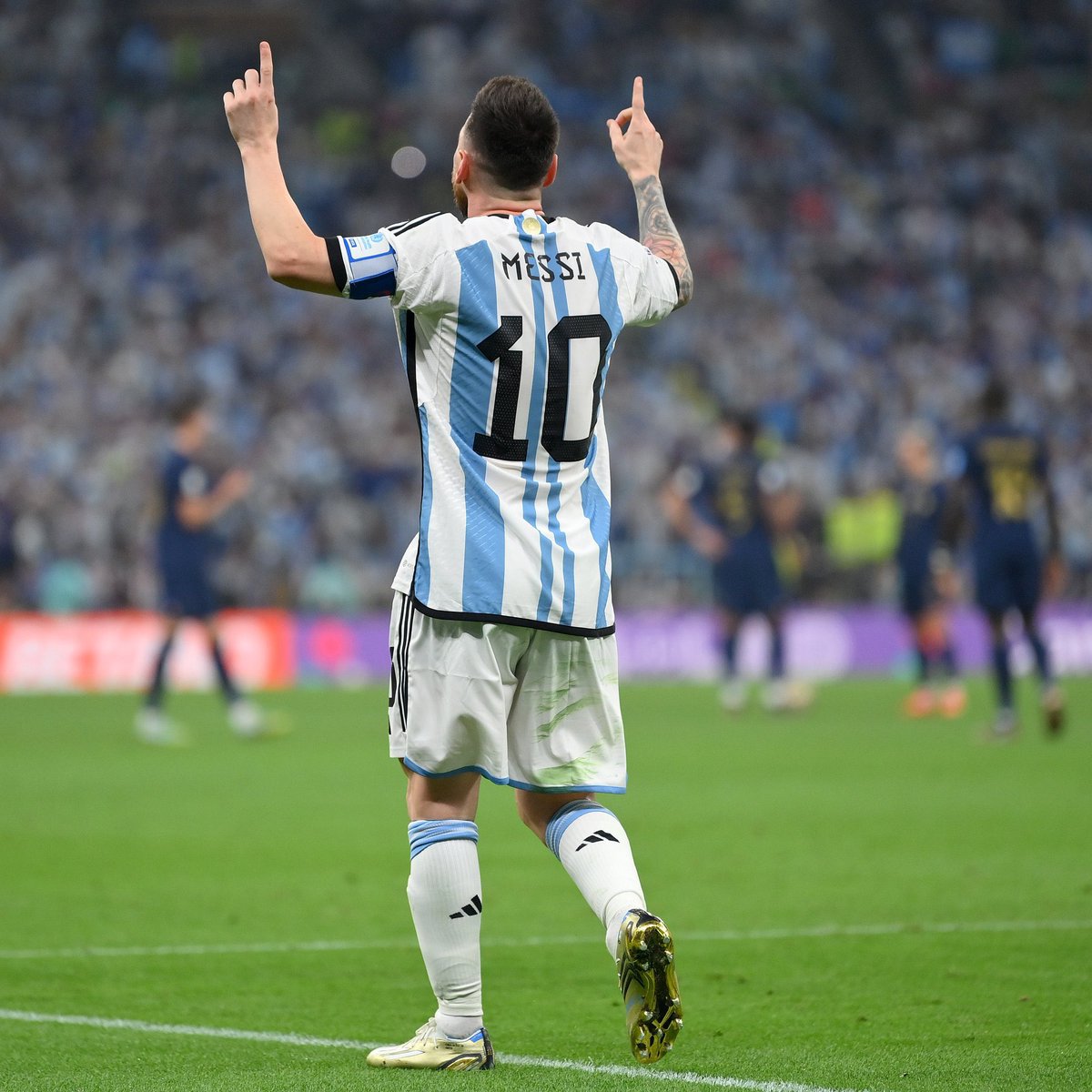GOAT #Messi𓃵