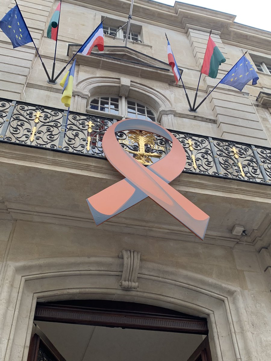 ProcureureNIMES's tweet photo. 👨‍👩‍👦‍👦Violences intra-familiales dans le Gard: pour que l’espoir pénètre dans le huis clos des maisons et l’esprit des victimes. Réunion du comité élargi départemental des acteurs de prévention, répression et soutien. #CIDFF @RomeIsabelle @ProcureurAles @LaCordeeAsso @CHUNimes … etc https://t.co/P0Qvusq54j
