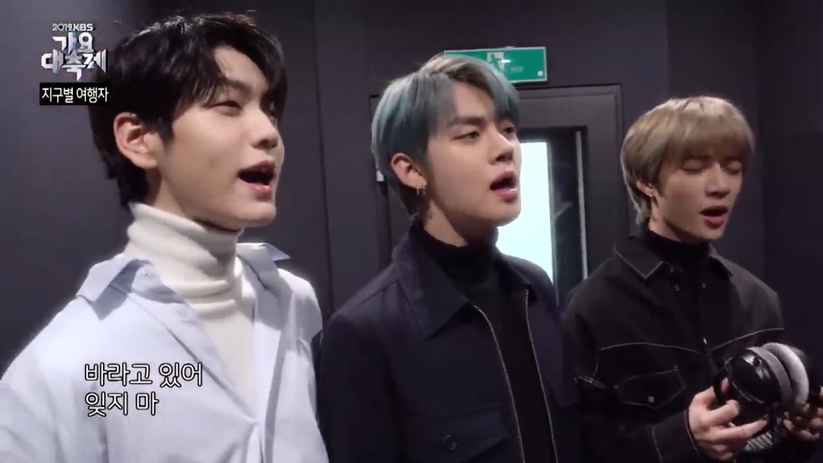 Yawnzzn91399's tweet photo. the way you hear Yeonjun just over 4 other ppl😭😭  https://t.co/CZwMYIHjjX