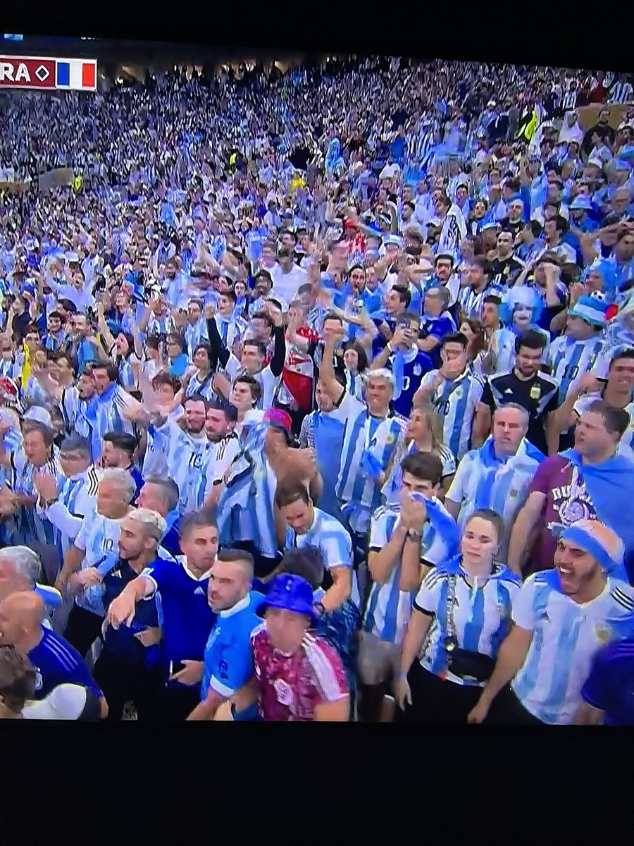 SSantiagosegura's tweet photo. La re contra concha de la Lora! Lo que sufrimos! Pero -anulo mufa- y ahí estamos!!!
Esa copa para mi gente!
Ole, ole y ole, joder!!!
Viva Argentina!!!🇦🇷🇦🇷🇦🇷 https://t.co/AMu2H6CpoR