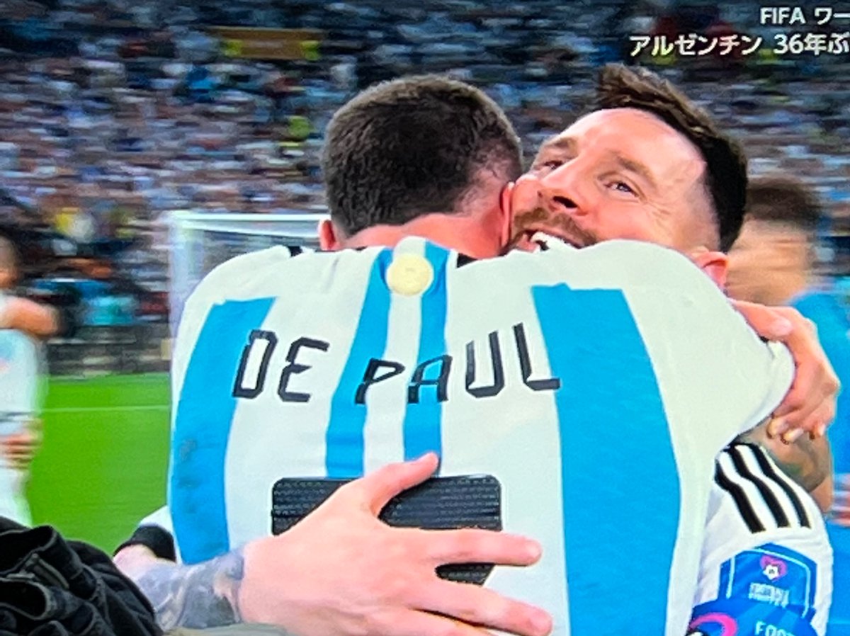dr_sae10's tweet photo. 2022年W杯アルゼンチン🇦🇷
36年ぶり優勝🏆おめでとう
最高のW杯ありがとう！
めちゃくちゃ感動したよー https://t.co/XkTrcsdIl2