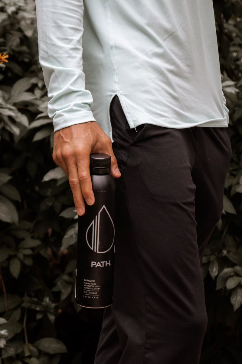 I can’t lie and say the transition been a breeze, but all I needed was faith the size of a mustard seed. 🌱 🌍 💧 

Drinking <a href="/pathwater/">patrick prabowo</a> 

Shot by : <a href="/cellysanchez_/">Celly</a> 📷